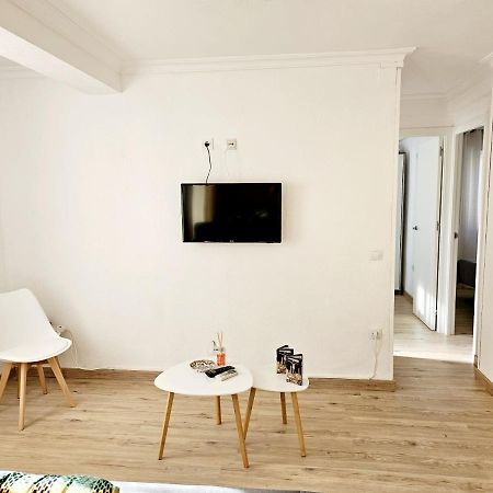 Apartamento Familiar En Triana Севилья Экстерьер фото