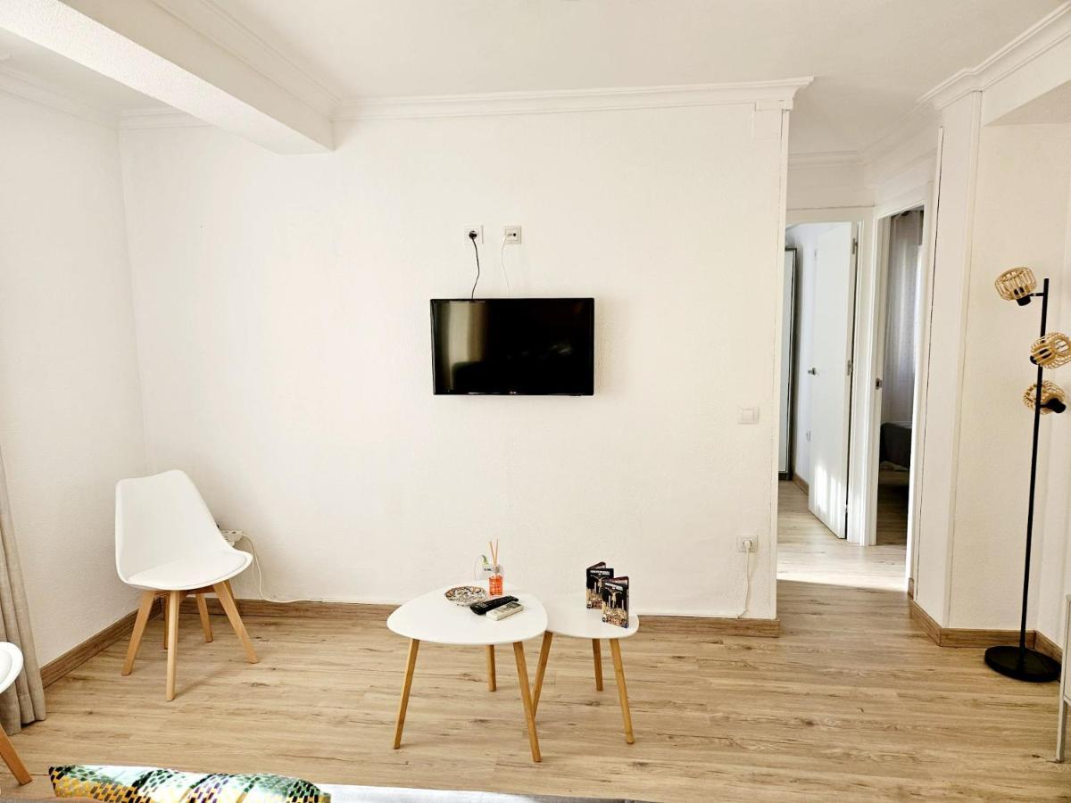 Apartamento Familiar En Triana Севилья Экстерьер фото