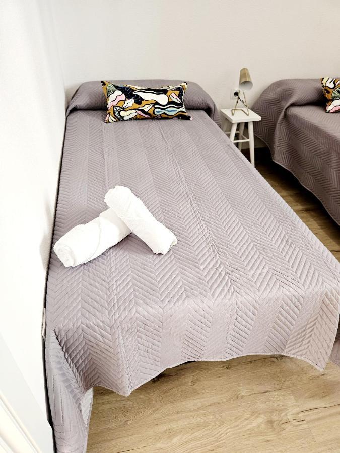 Apartamento Familiar En Triana Севилья Экстерьер фото