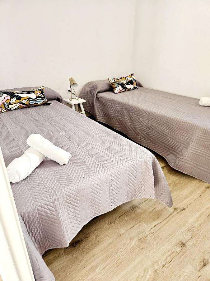 Apartamento Familiar En Triana Севилья Экстерьер фото